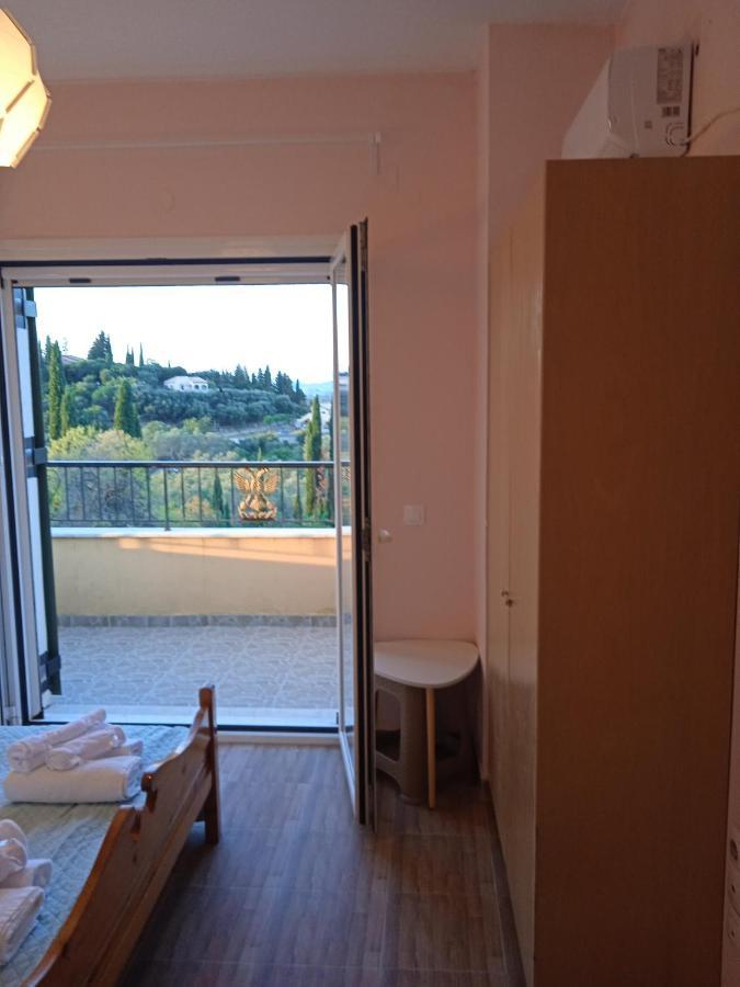 Ligeris House 1 In Agioi Deka בית נופש *