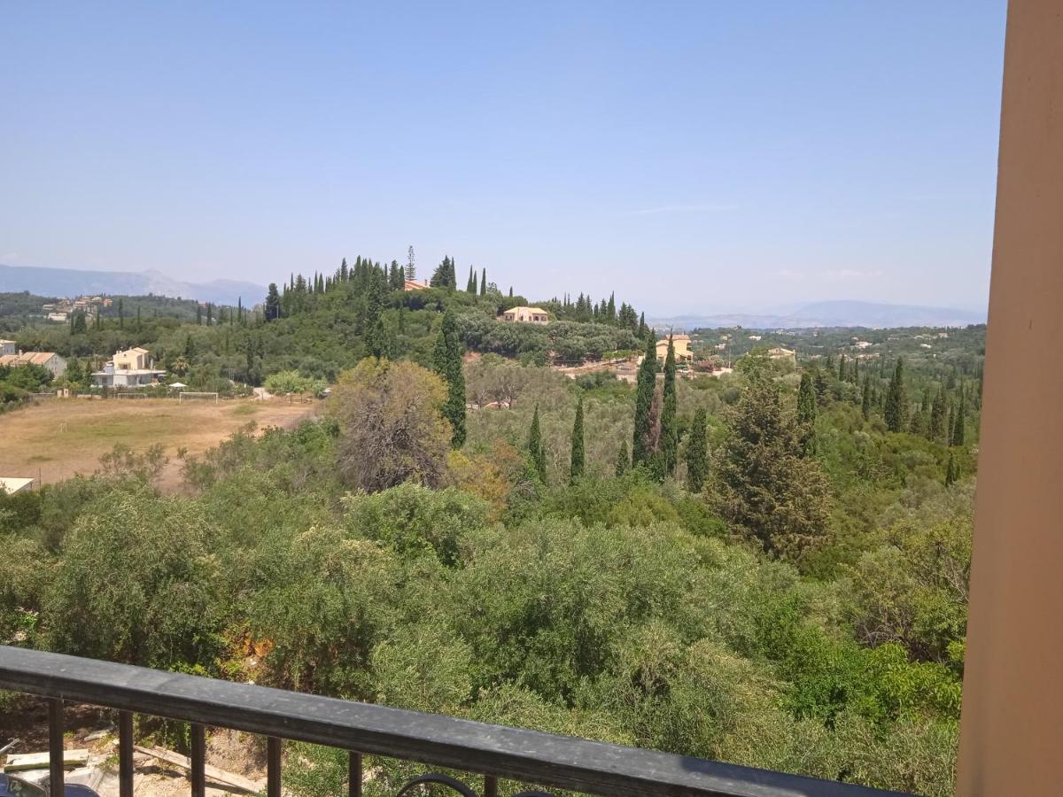 Ligeris House 1 In Agioi Deka * Agioi Deka (Corfu)